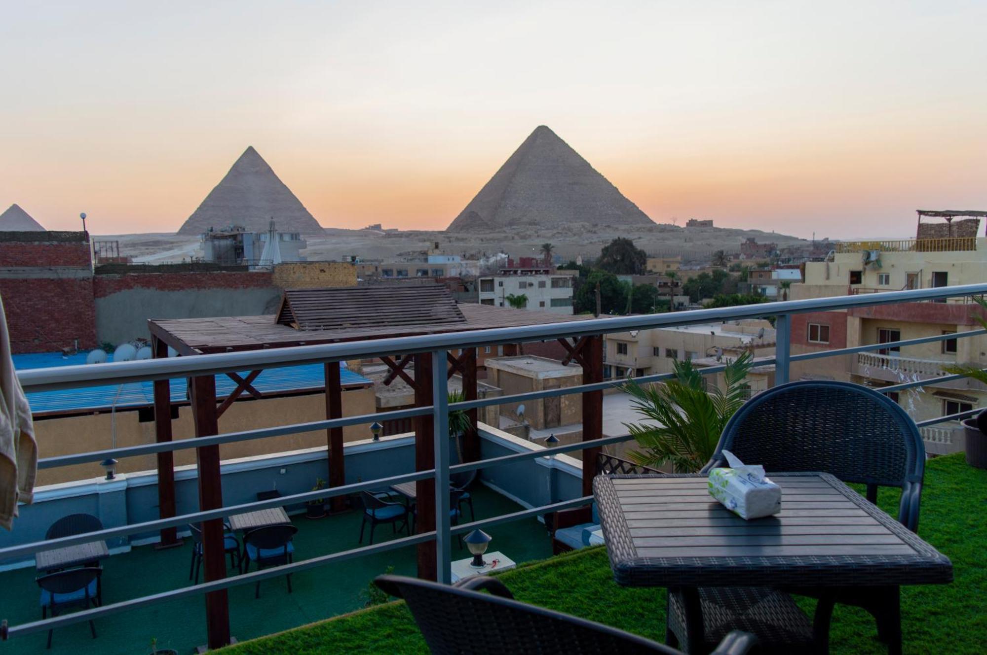 The Pyramids Gate Inn Kafret el-Gabal 외부 사진