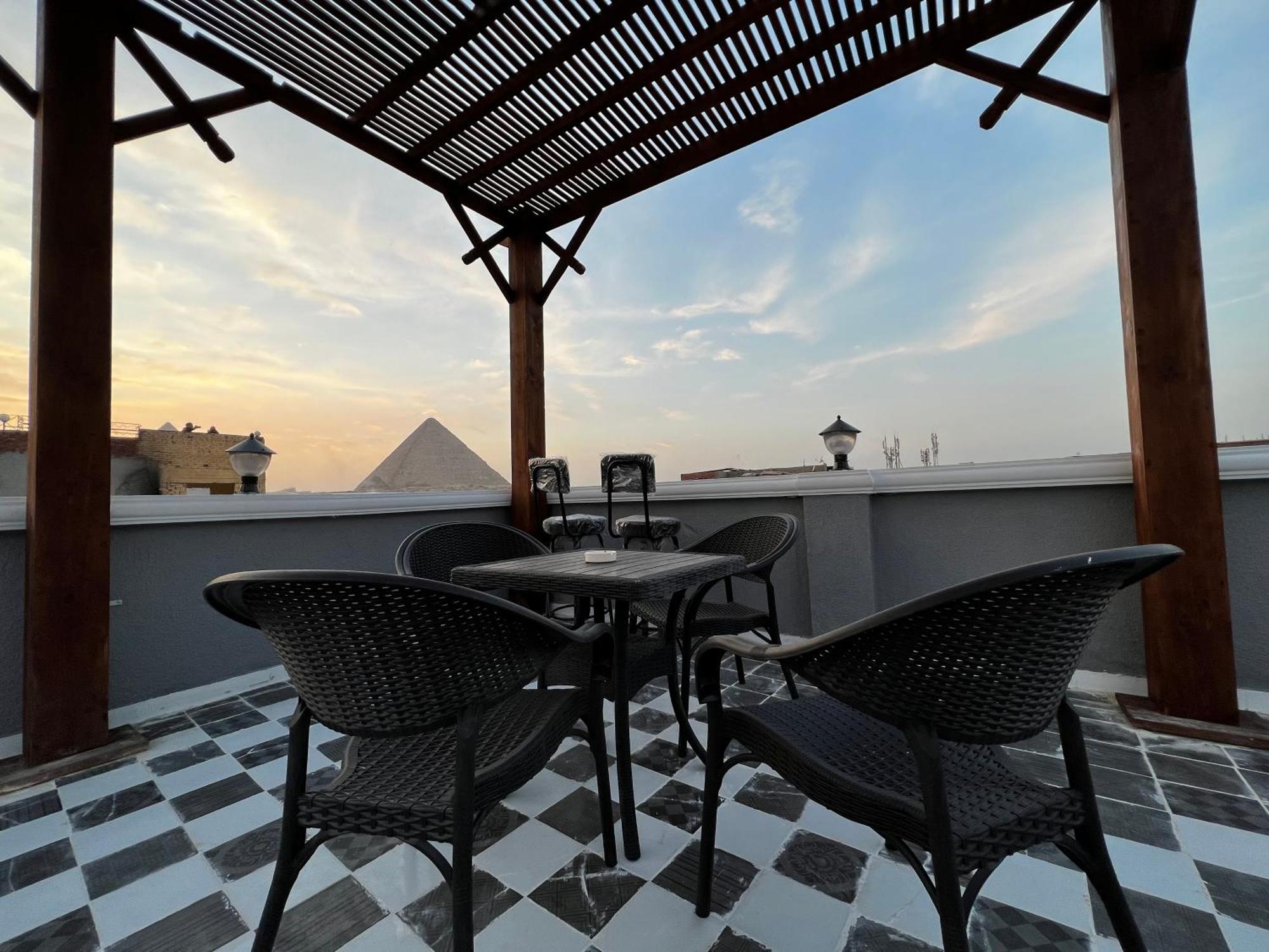 The Pyramids Gate Inn Kafret el-Gabal 외부 사진